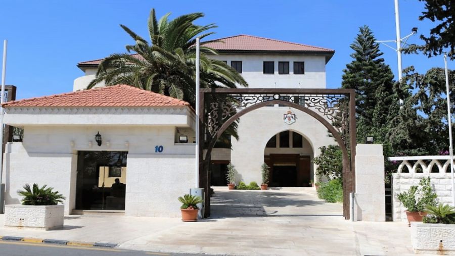 لموظفي القطاع العام.. بدء نفاذ نظام