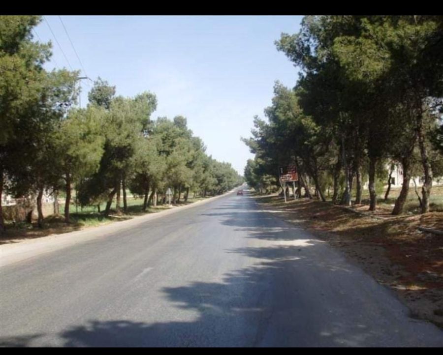 اغلاق سير وتحويله ضمن شارع طريق