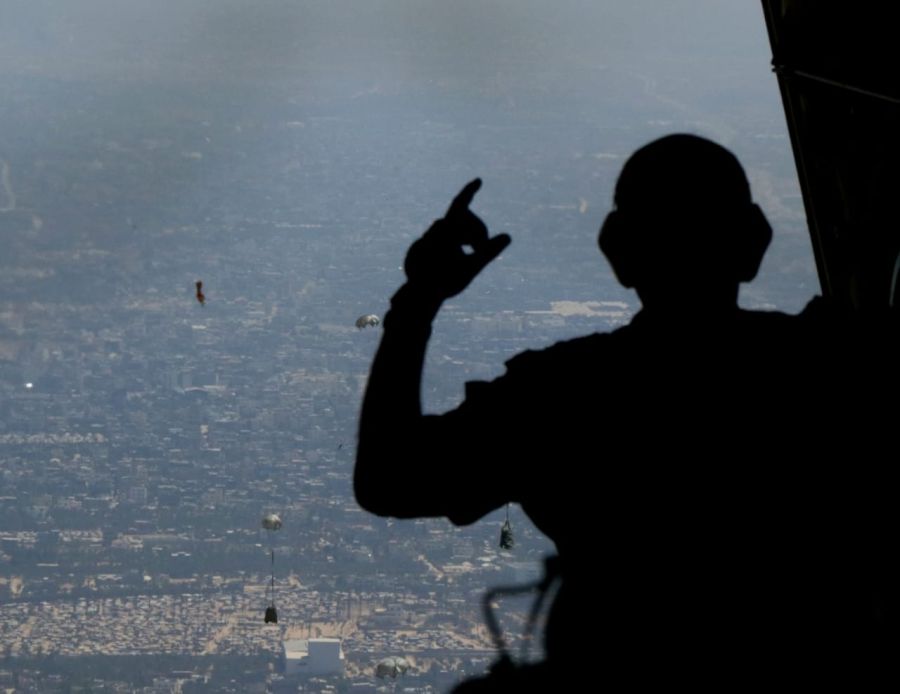 القوات المسلحة الاردنية تنفذ 3 انزالات