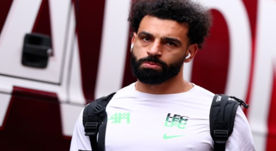 اجتماع حاسم بين محمد صلاح ومدرب