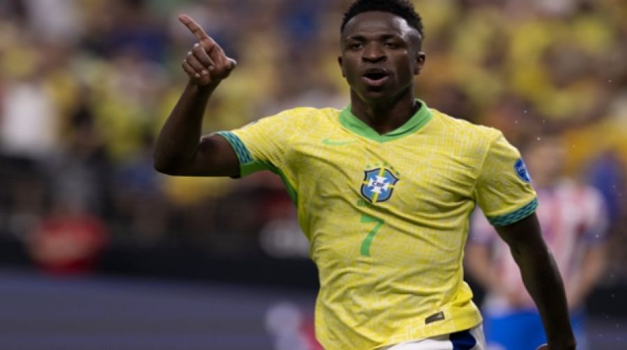 فينيسيوس يوجه رسالة للجمهور البرازيلي بعد