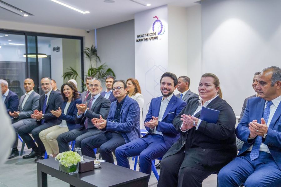 زين شريكا استراتيجيا لـ 42 عمان