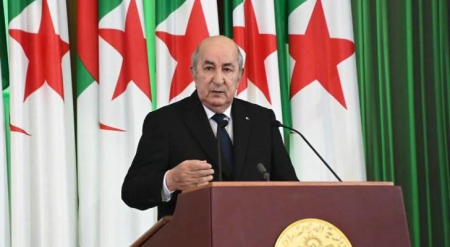 الرئيس الجزائري يعلن نيته الترشح لولاية