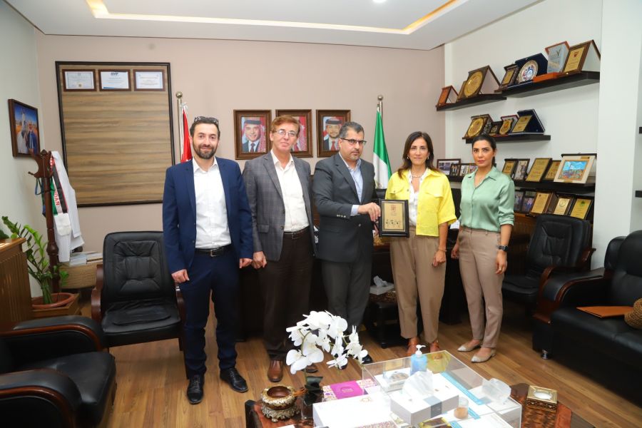 جامعة البترا والوكالة الجامعية للفرنكوفونية تتعاونان