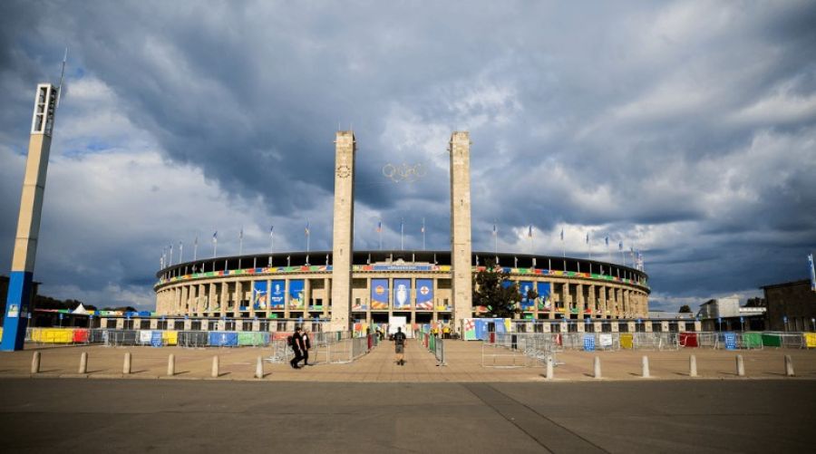 تعزيز الإجراءات الأمنية في محيط ملعب