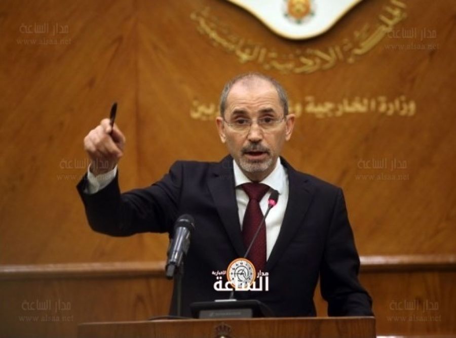 وزير الخارجية يبدأ زيارة عمل إلى