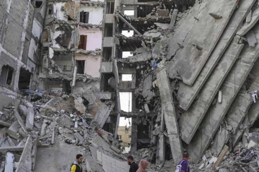 غزة تحتاج إلى 15 عاما لإزالة