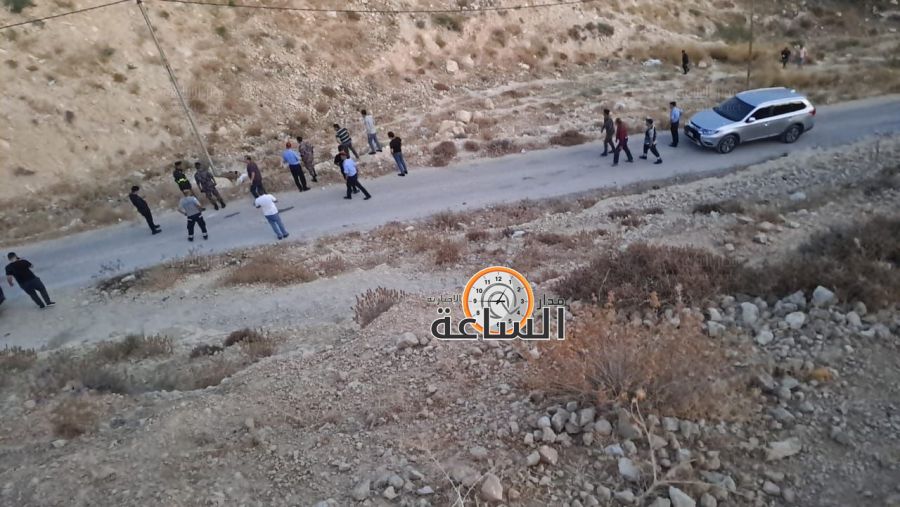 بالصورة.. جثة شخص مقطعة قرب جسر