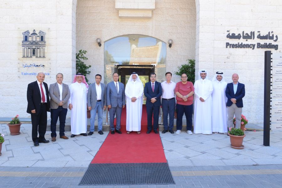 جامعة البترا تبحث مع الاتحاد العربي