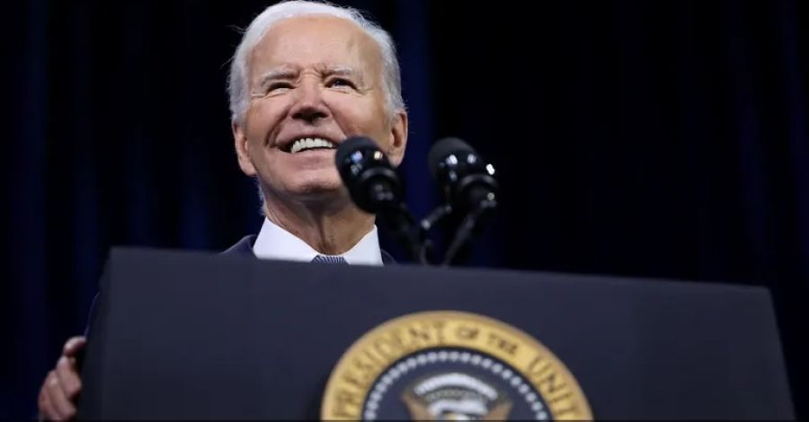 ثلثا الديمقراطيين يدعون بايدن للانسحاب.. وترامب