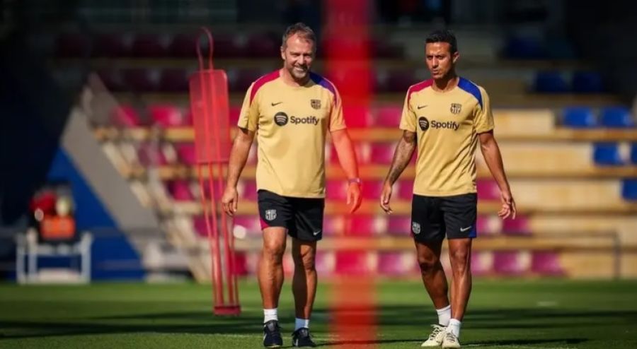 تياغو ألكانتارا يعود إلى برشلونة كمساعد