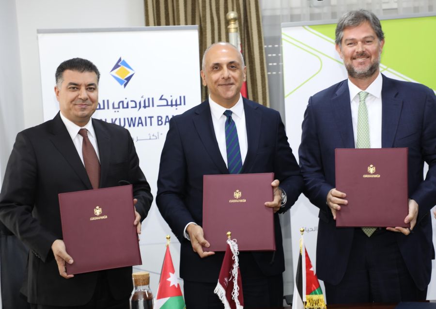 البيئة والزراعة والبنك الأردني الكويتي يوقعون