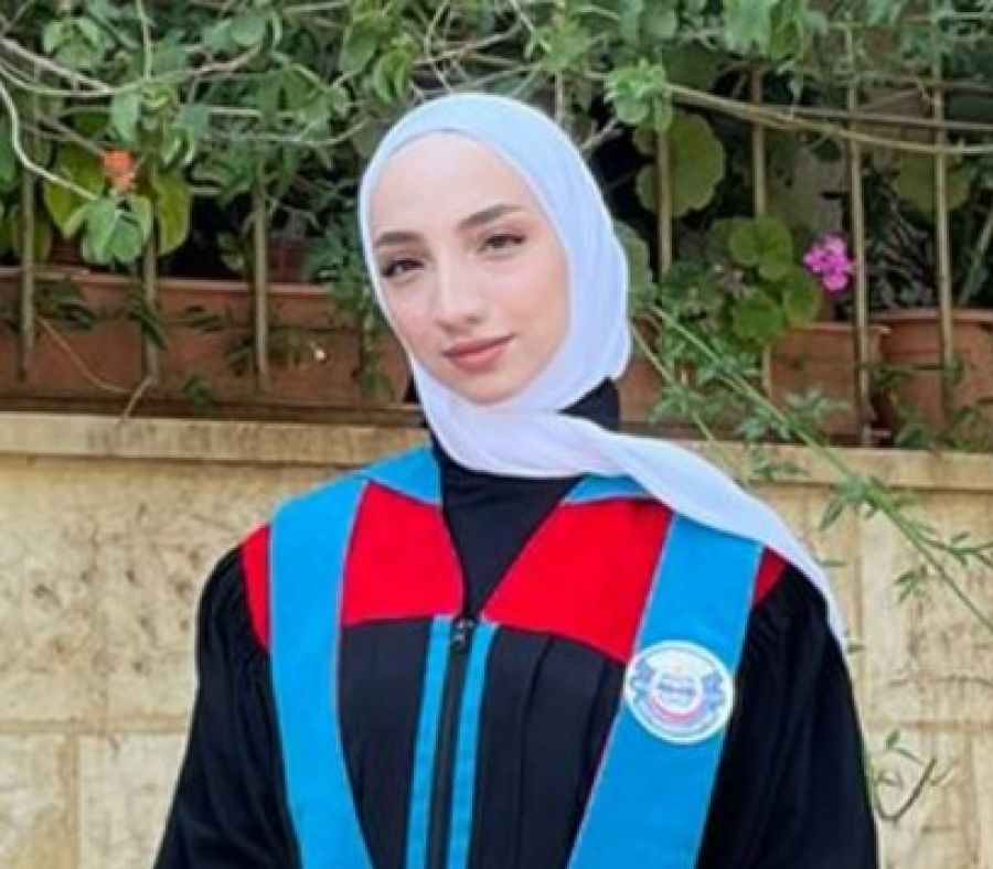 الدكتورة ليليان الوحش.. مبارك التخرج