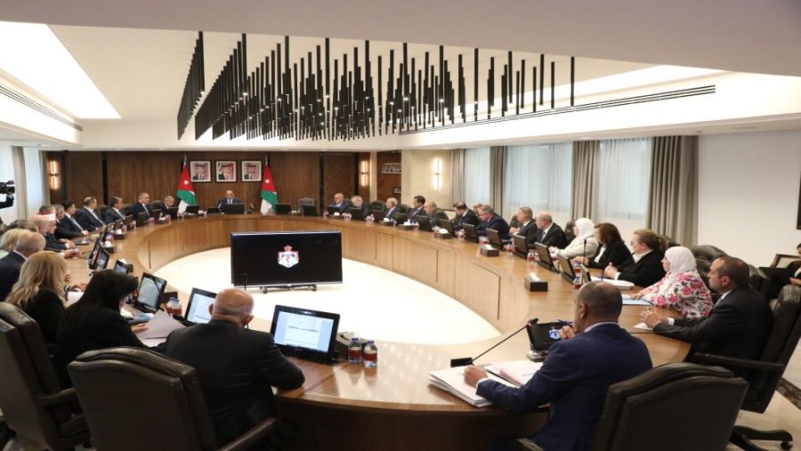 الخصاونة: إسناد ودعم جهود المستقلّة للانتخاب