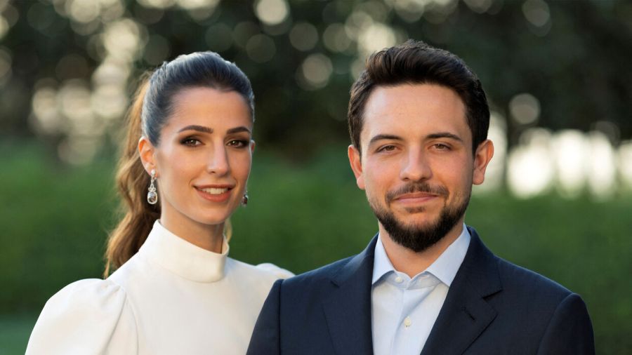 ولي العهد والأميرة رجوة يرزقان بالأميرة