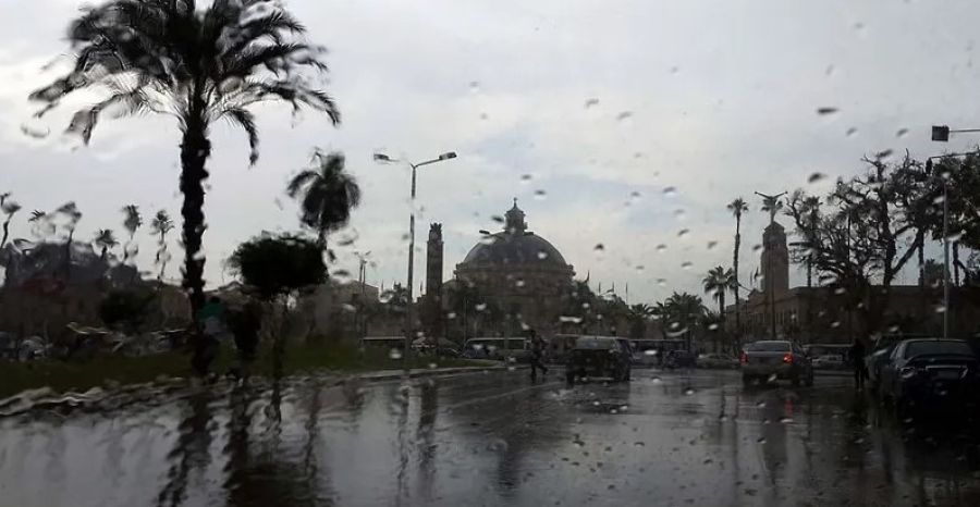 الصيف والشتاء في يوم واحد.. مصر