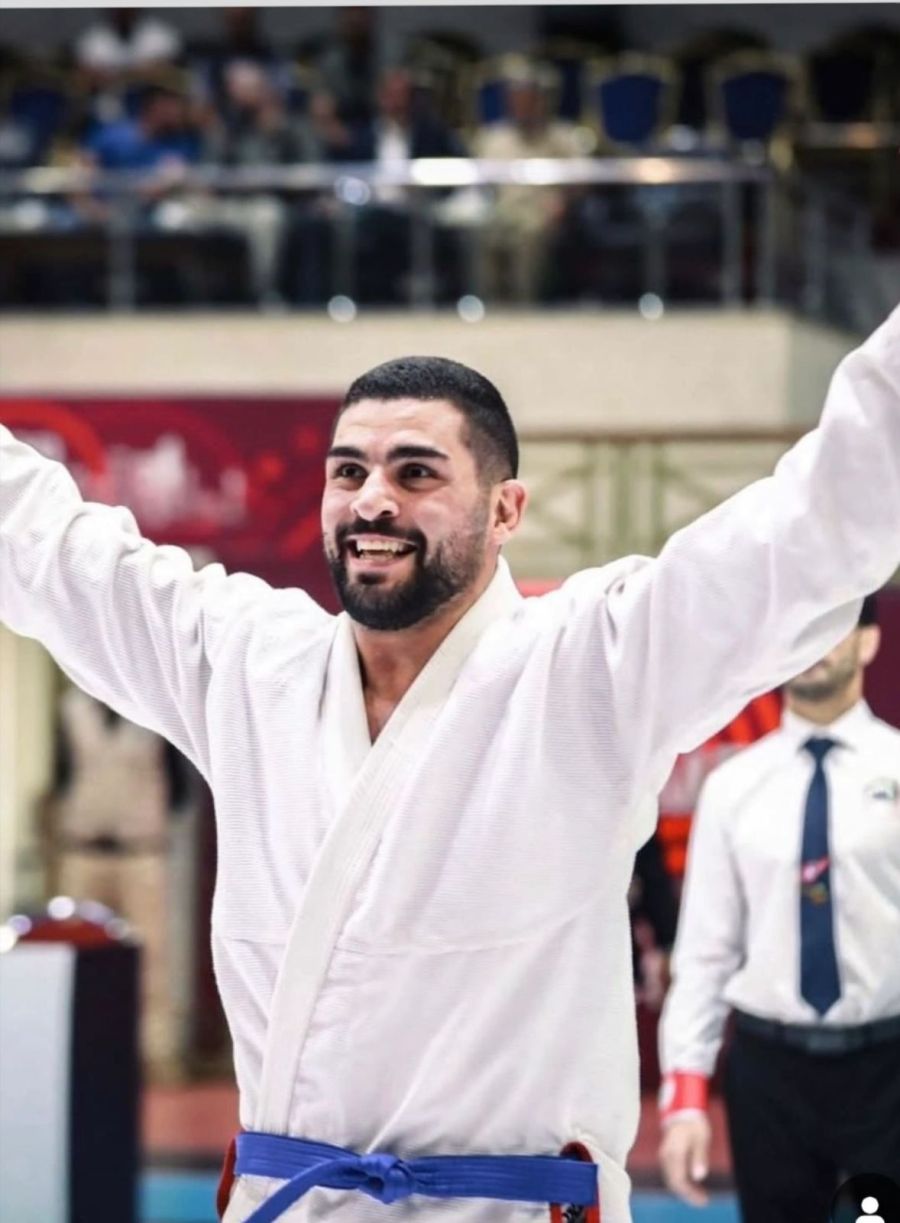 أبووندي يهنئ سامر حدادين بفوز نجله