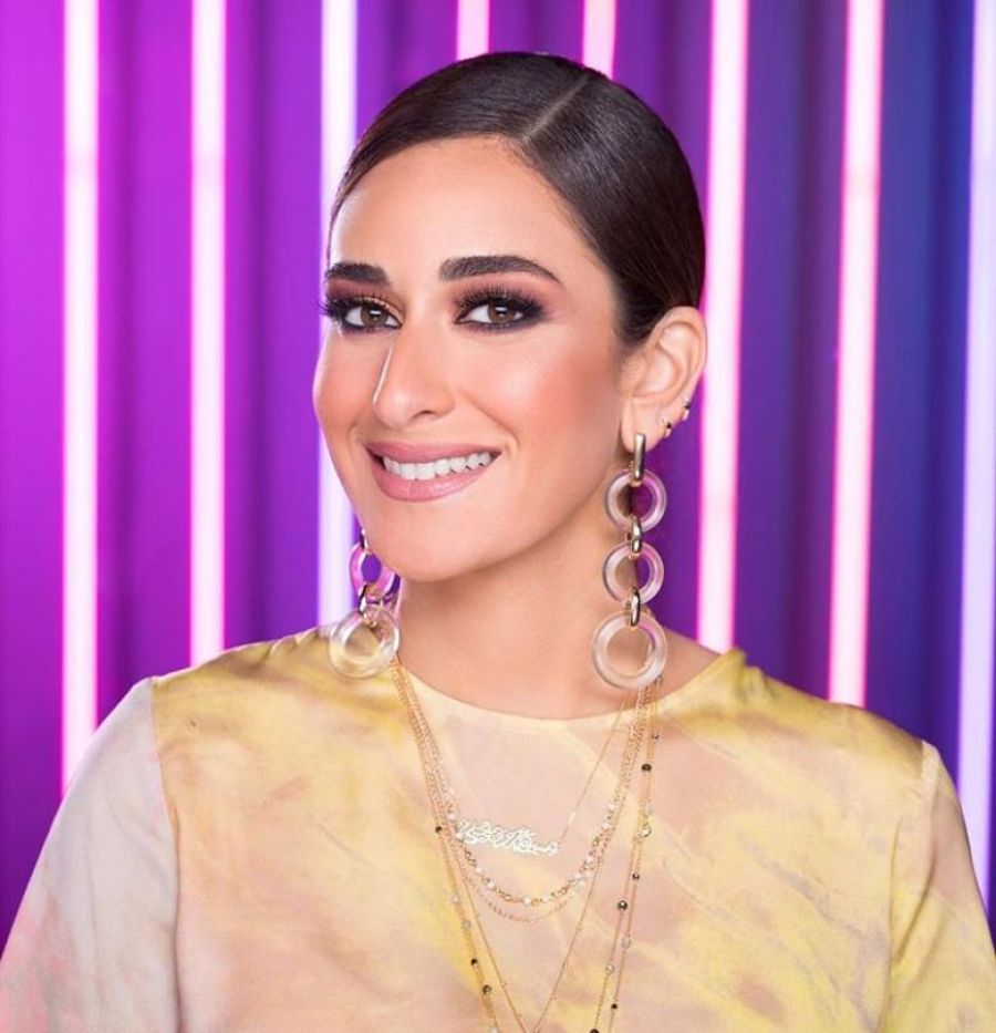 أمينة خليل تكشف لأجل من أجرت