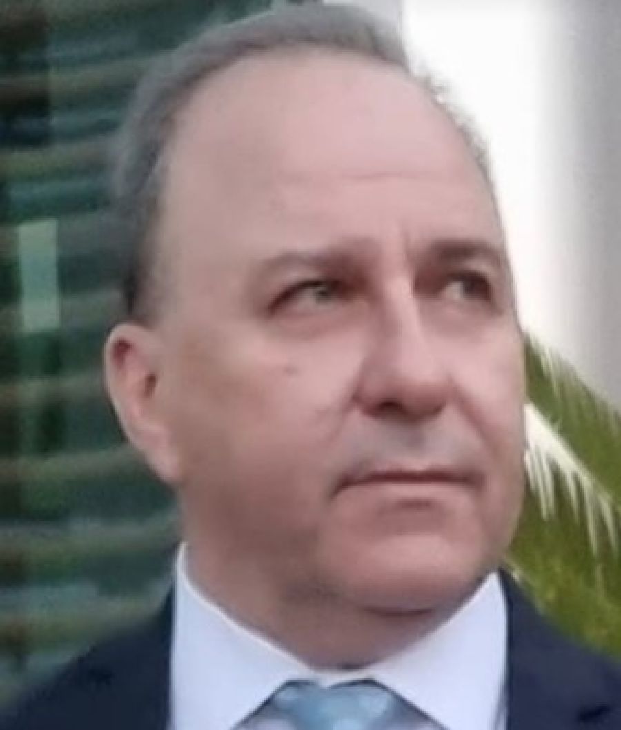 رفيق خرفان عضوا في مركز دراسات