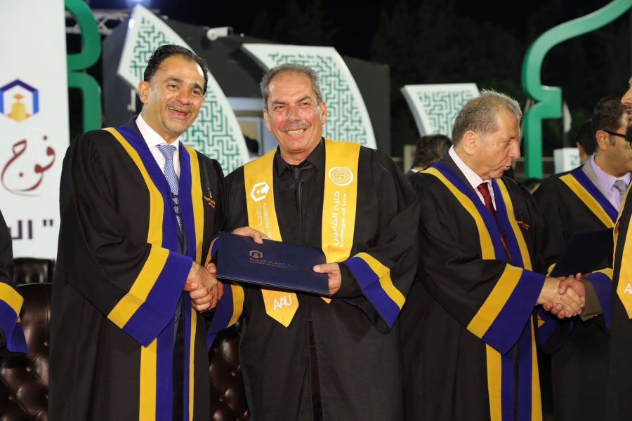 أبوخضير يهنئ أحمد الوشاح