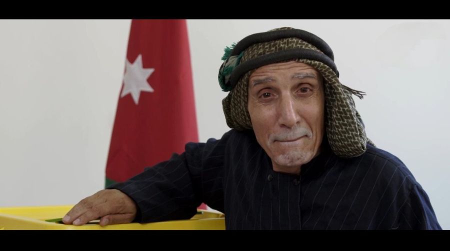 العم غافل يرفض ساندويشة الفلافل مقابل