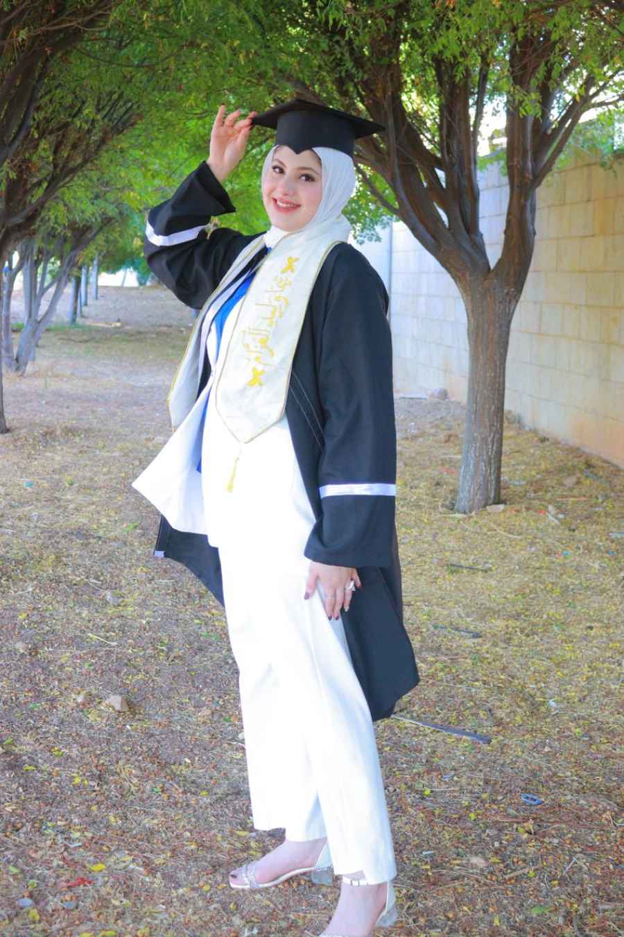 تيما عزام.. مبارك النجاح بالفرع العلمي