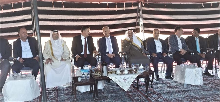 مندوبا عن الملك وولي العهد.. العيسوي