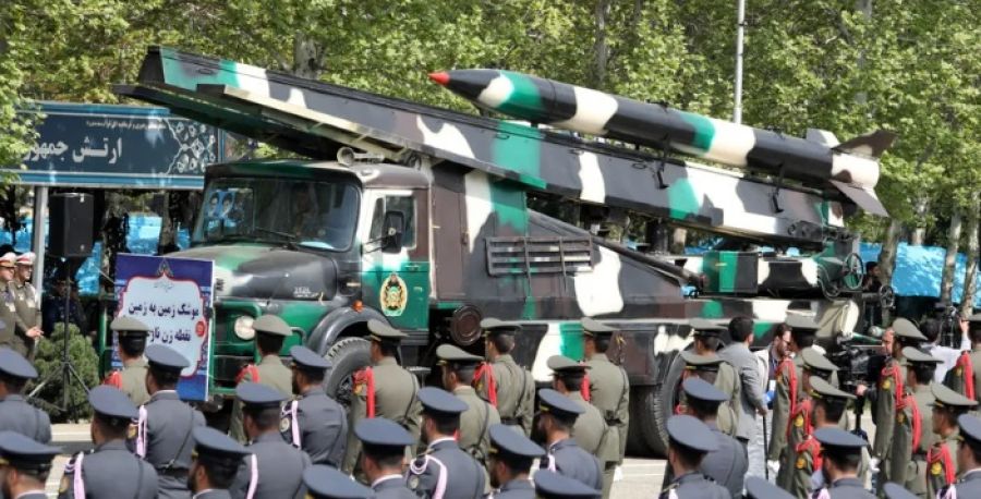 إيران تجري تدريبات عسكرية في شمال