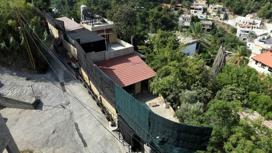 العثور على 5 جثث داخل منزل