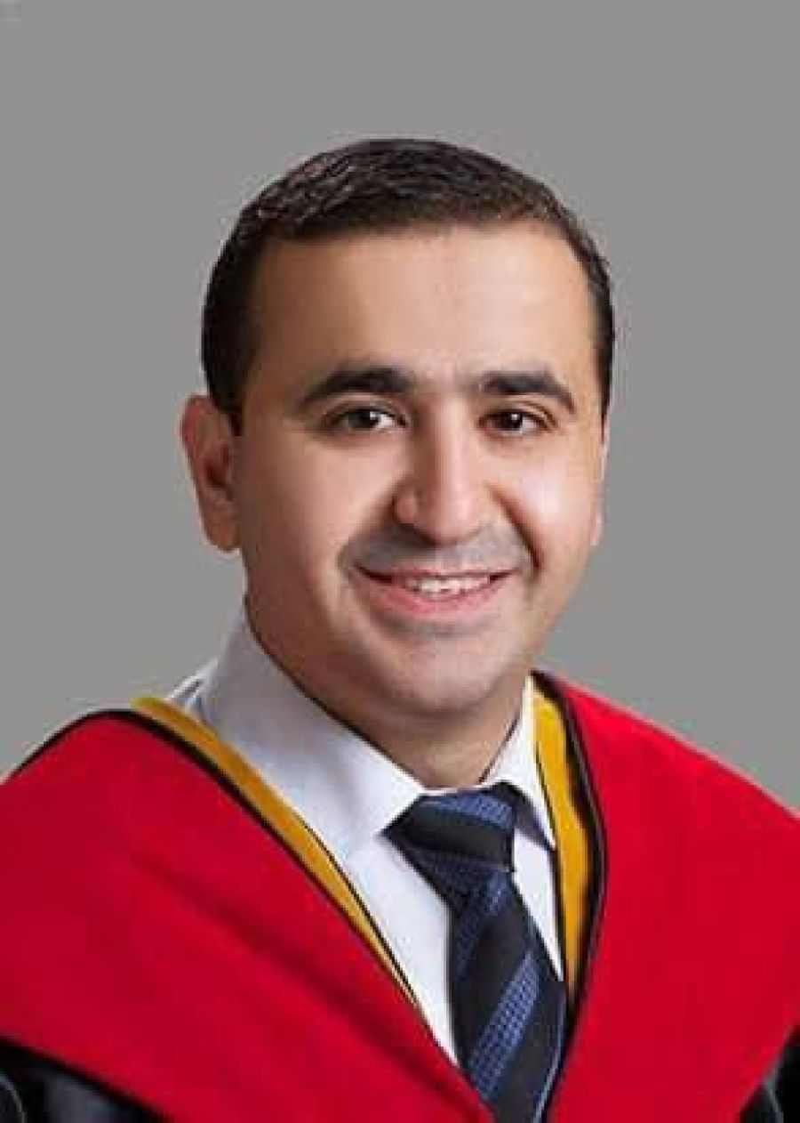 الدكتور محمد عيسى صالح في ذمة