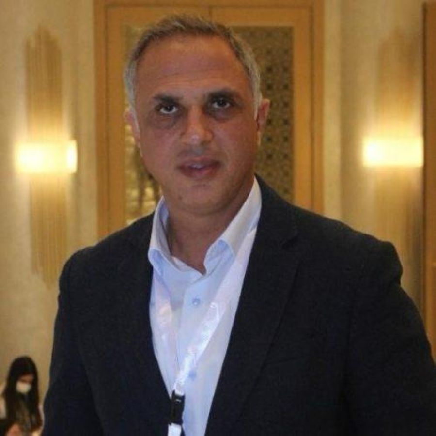 والد الصحفي ايهاب مجاهد في ذمة