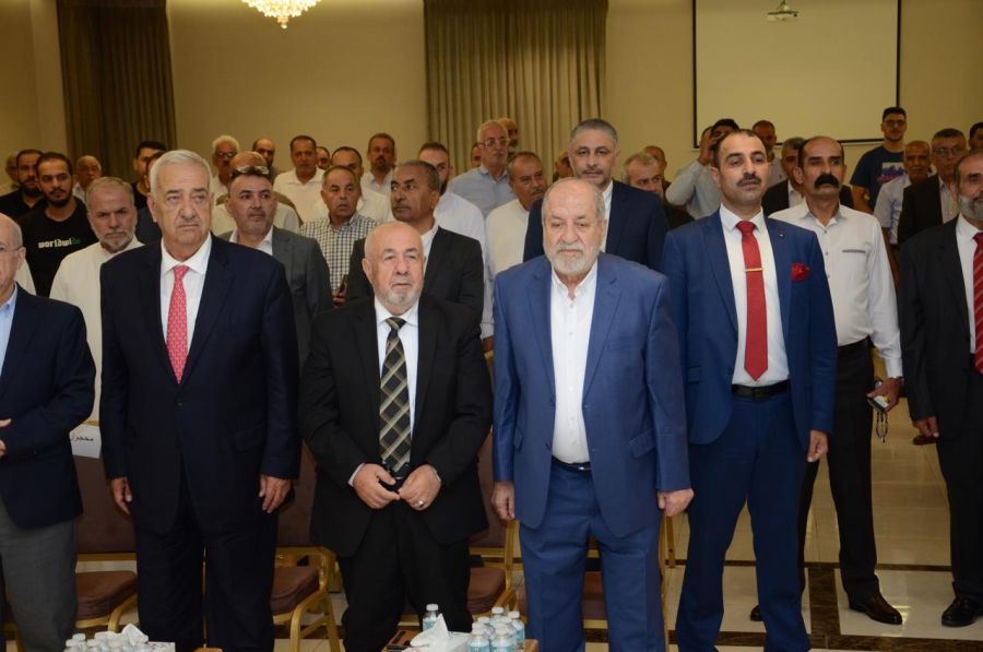 أبناء وعائلات الخليل يحشدون لابنهم المرشح