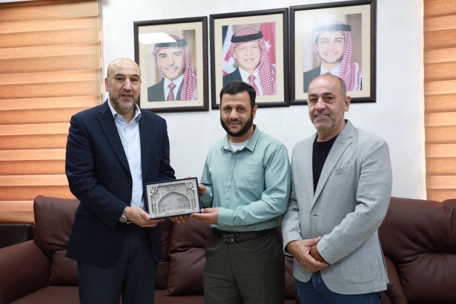 جامعة الزرقاء تنظم دورة لأعضاء الهيئة