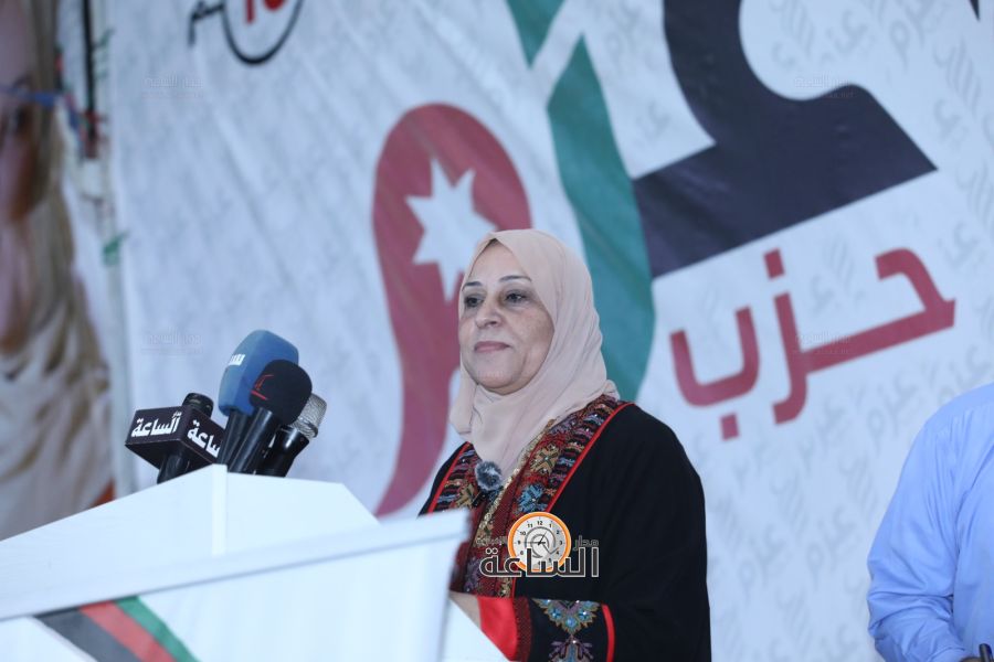 مهرجان انتخابي لـ إبتسام الدسيت (صور)