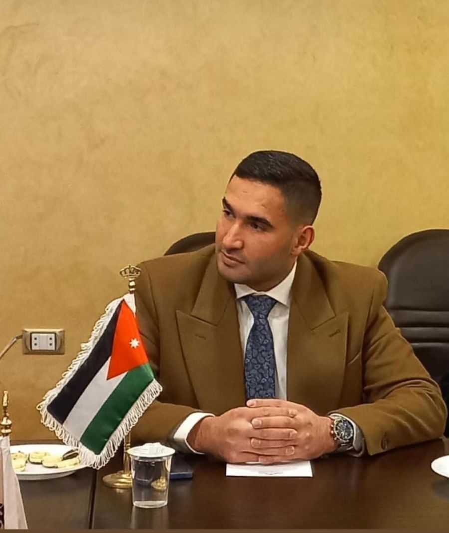 الركيبات يعلن عن افتتاح مقره الانتخابي