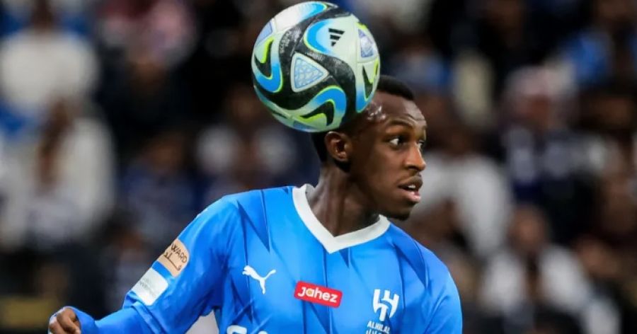 رسميا.. سعود عبد الحميد يلتحق بـذئاب