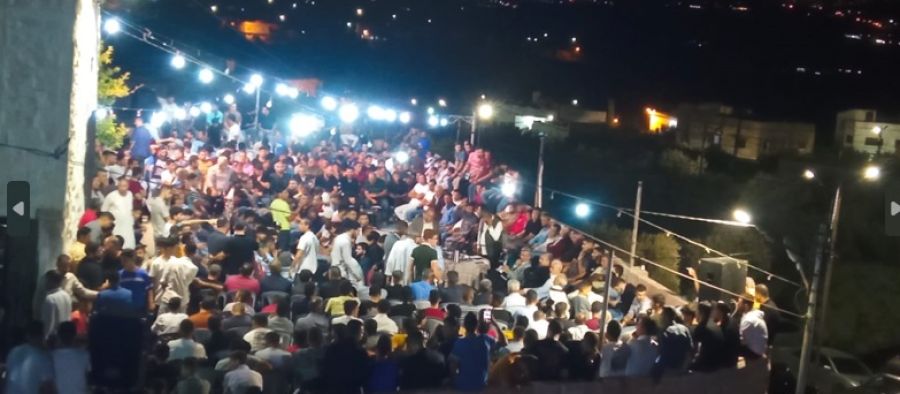 بحضور ٢٥ ألفا وفي مشهد عزمي