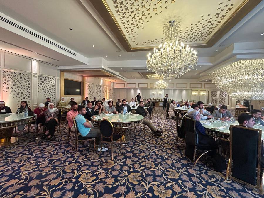 المعهد السياسي يقيم مناظرة لمرشحي الانتخابات