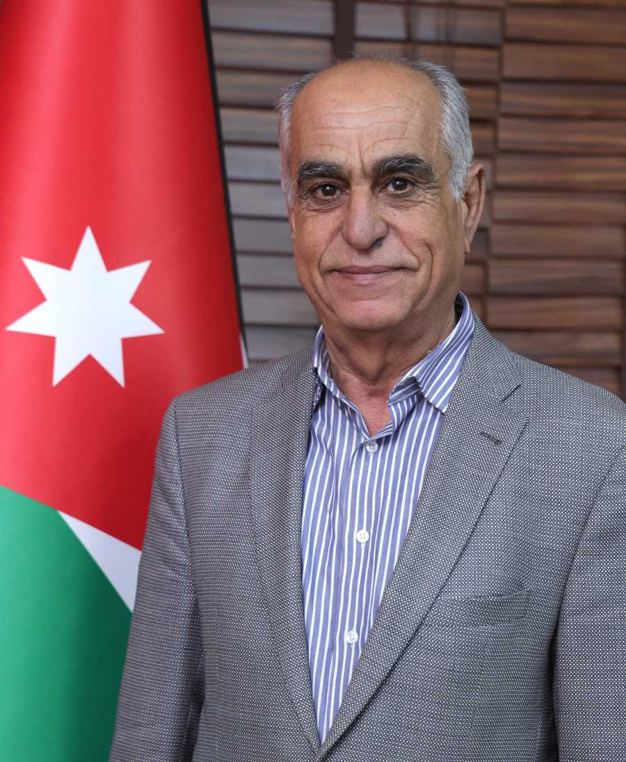 الياسين رئيسا لنقابة تجار ومنتجي المواد