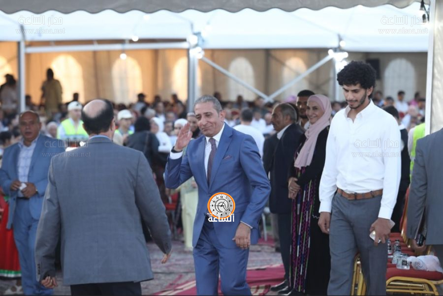 بحضور نحو 3 آلاف.. كاظم علوان