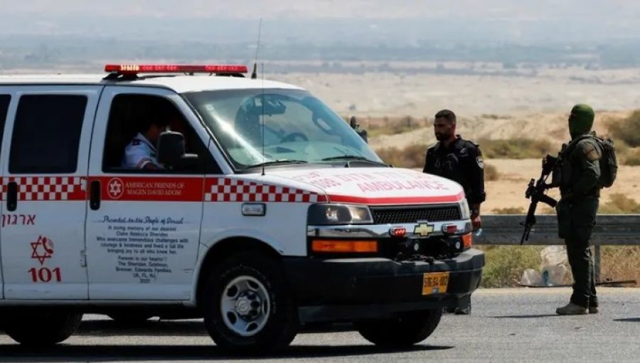 قادة إسرائيليون يصلون معبر اللنبي واغلاق