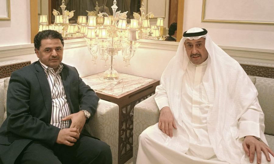 الشيخ فيصل الحمود الصباح يستقبل السفير