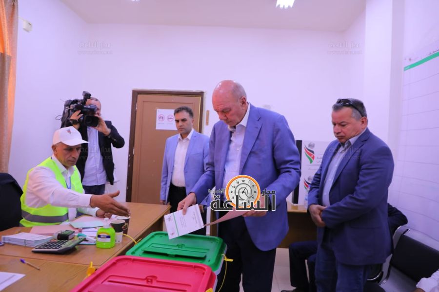 دائرة بدو الوسط.. الفايز يشارك بالتصويت