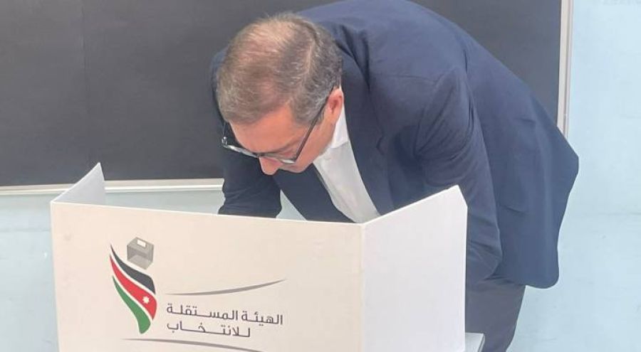 الرفاعي: سيلمسه الأردنيون من أول يوم