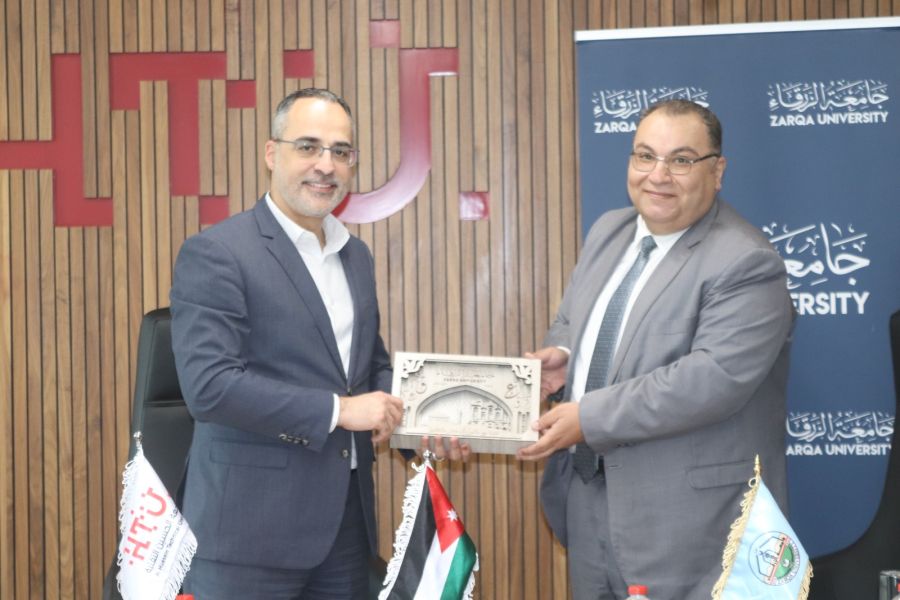 جامعة الزرقاء توقع اتفاقية تفاهم مع