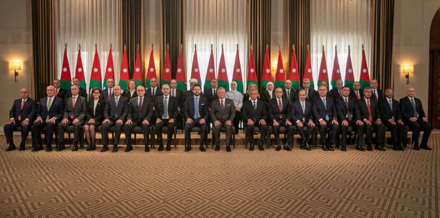 لمدة 3 ساعات.. الحكومة تتقبّل التّهاني