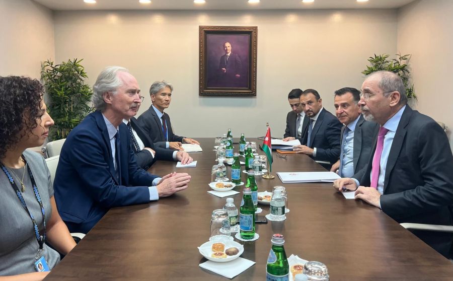 الصفدي لـ جير بيدرسون: حل قضية