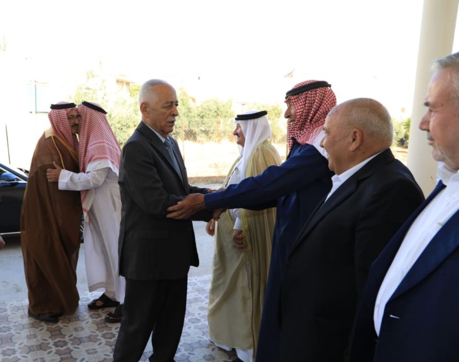 مندوبا عن الملك وولي العهد.. .العيسوي