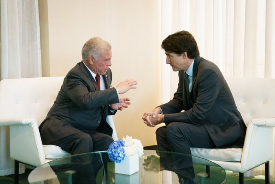 الملك عبدالله الثاني يعقد لقاء مع