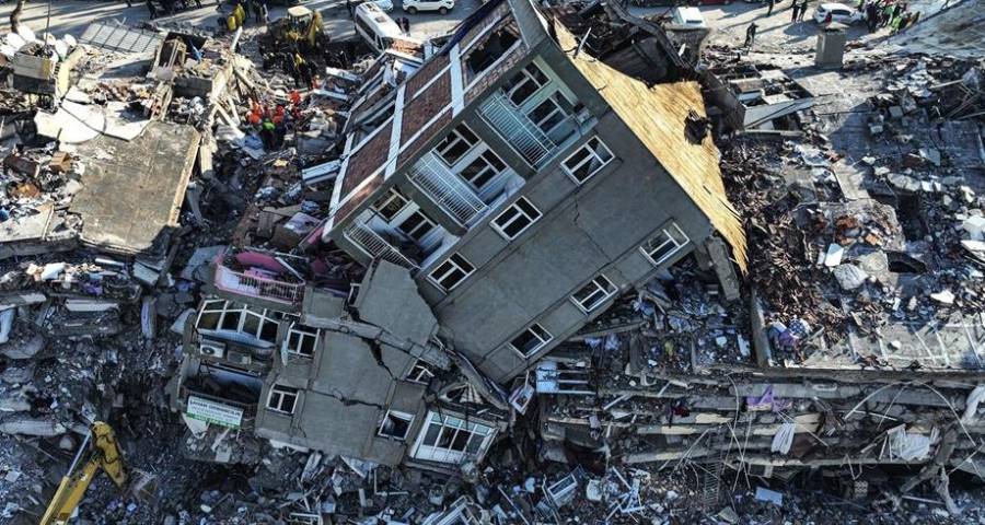 السجن 865 عاما في تركيا لمقاول